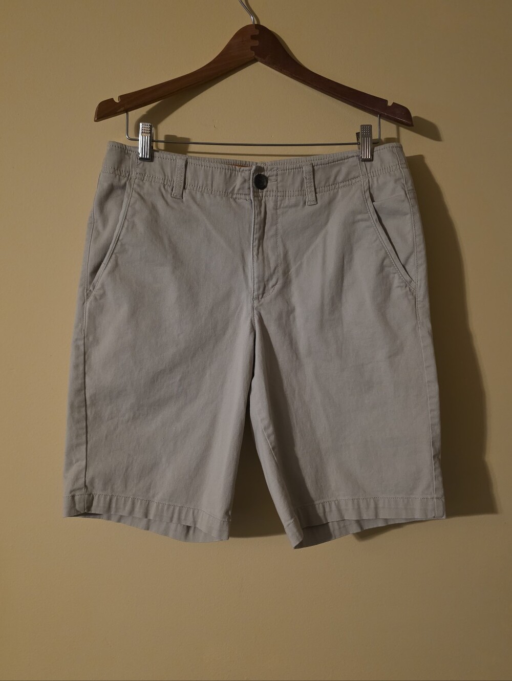 Urban Pipeline mens khaki 4 pocket sz 32 shorts